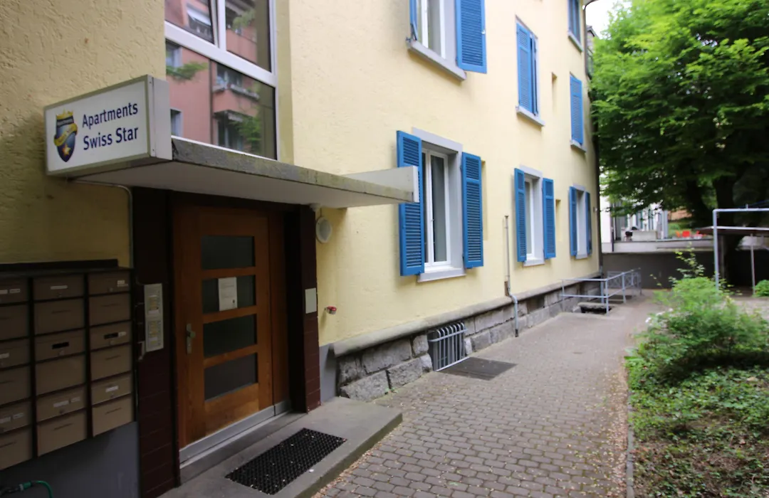 Swiss Star Zurich University - Self Check-In-1