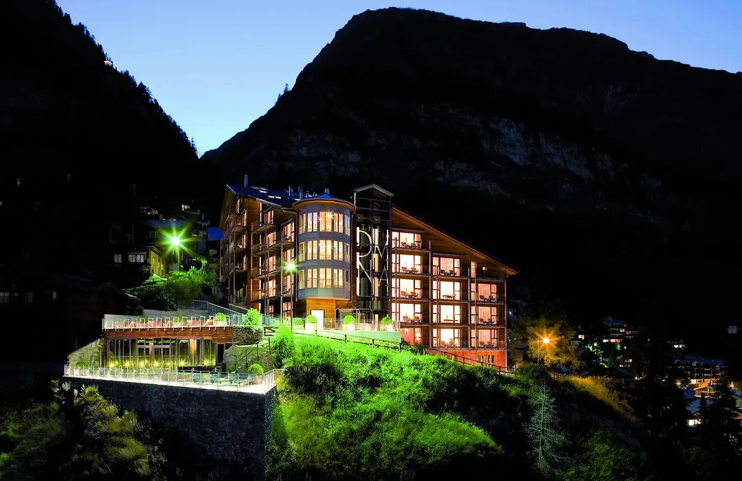 The Omnia - Design Mountain Lodge And Spa With Iconic Matterhorn Views-1