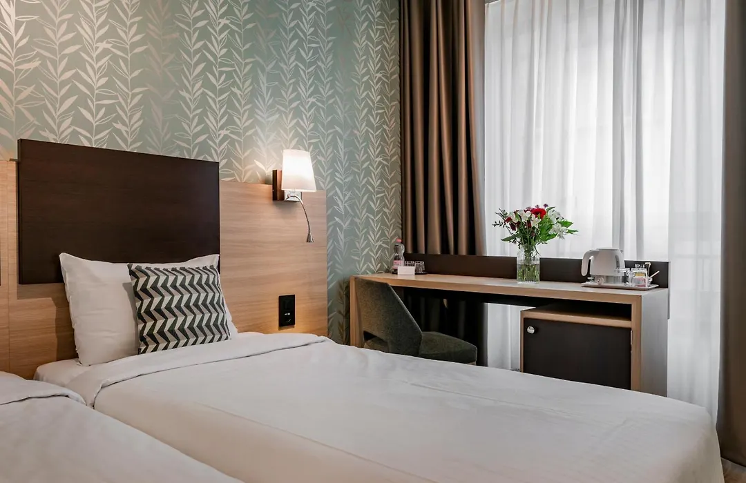 Hotel Suisse-1