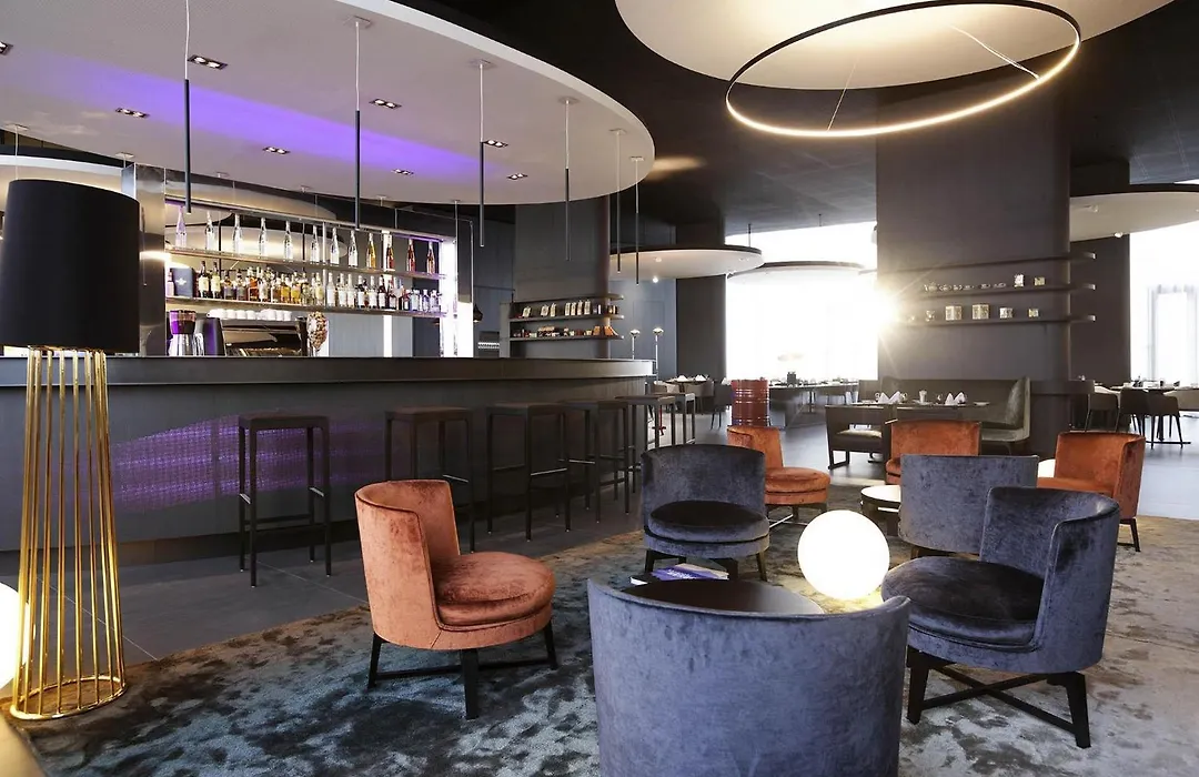 Novotel Basel City-1