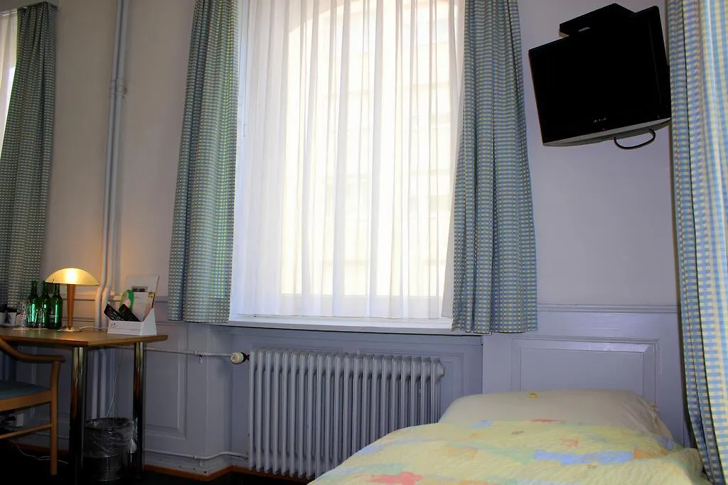 Hotel Muenchnerhof-1