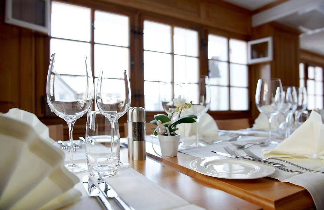 Anker Hotel Restaurant-1