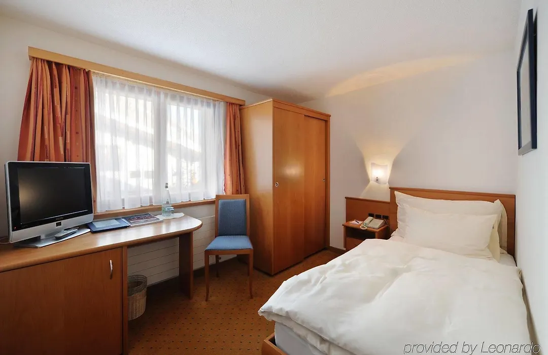 Hotel Tschugge-1