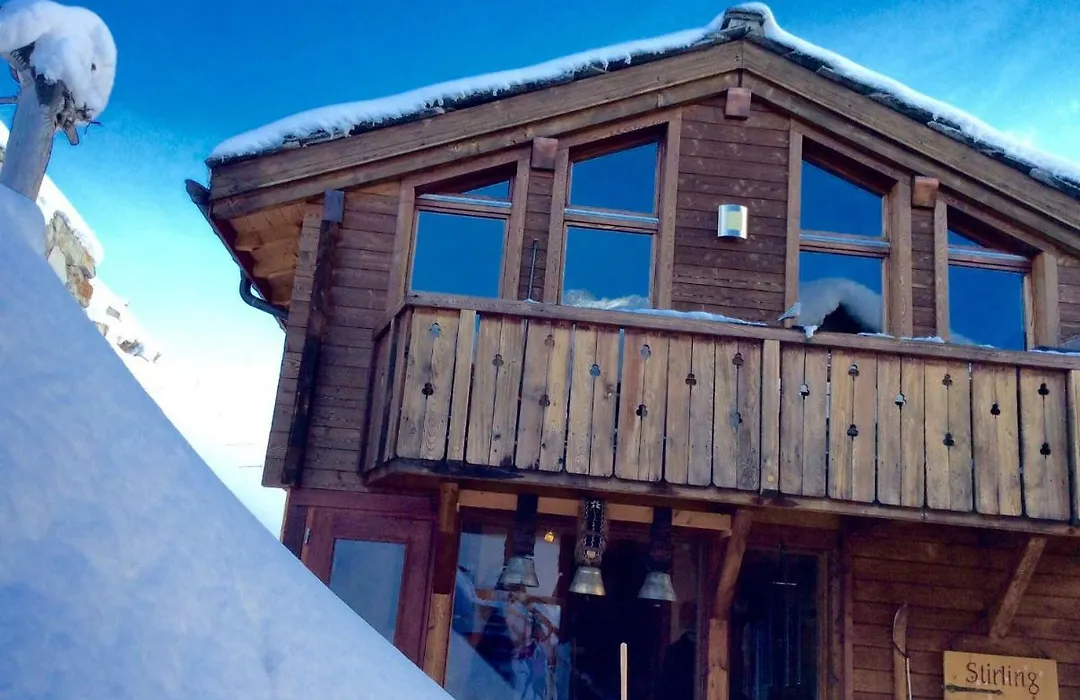 Stirling Luxury Chalet & Spa-1