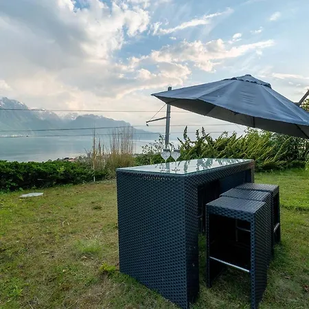 Ground Floor Rooms With Stunning Lake View & Garden Access-3