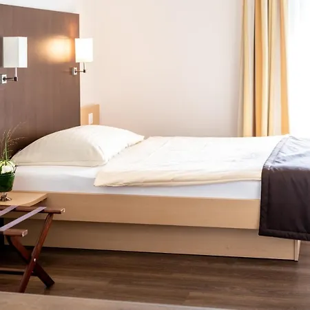 Hotel zum goldenen Kreuz-2