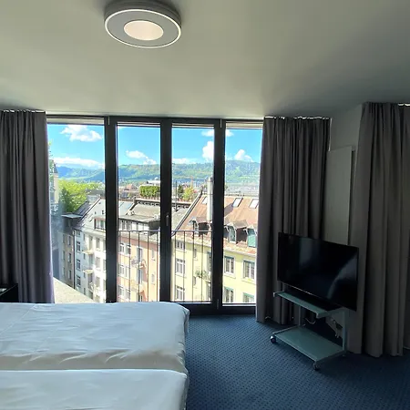 Royal Hotel Zurich-2