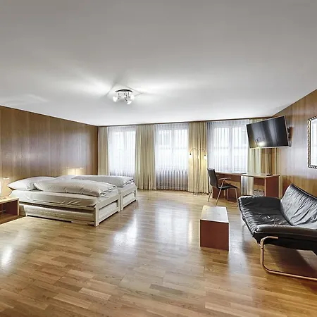 Hotel Weisses Kreuz-3