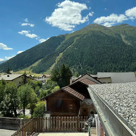 Hotel Adler Garni-2