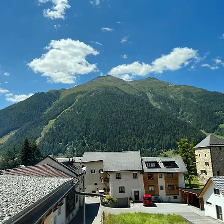Hotel Adler Garni-3