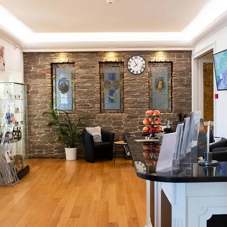Baron Tavernier Hotel Restaurant&SPA-2