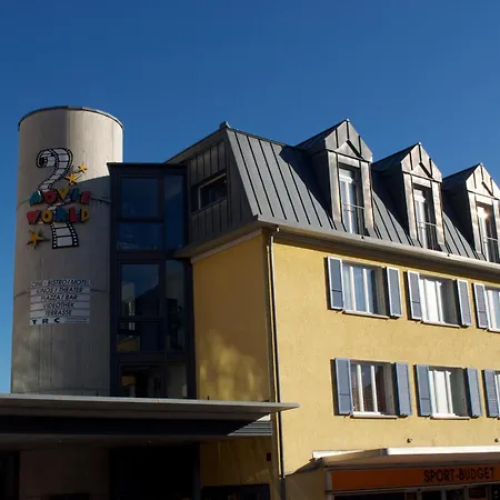 Hotel Movieworld-2