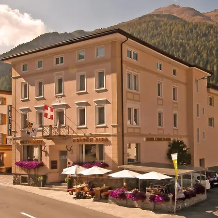 Hotel Crusch Alba Zernez-3