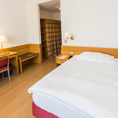 Hotel Du Rhone-2