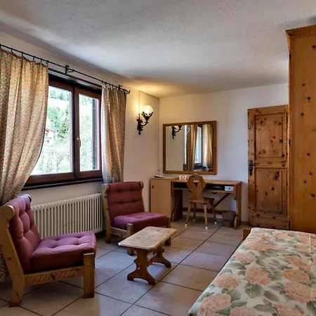 Silva Appartments And Rooms-3