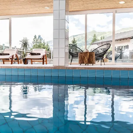 Hotel Waldhaus am See-3