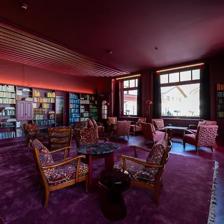 Boutique Hotel Engadinerhof - A Home For Generations-3