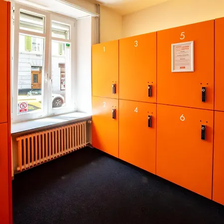 Easyhotel Zuerich City Centre-2