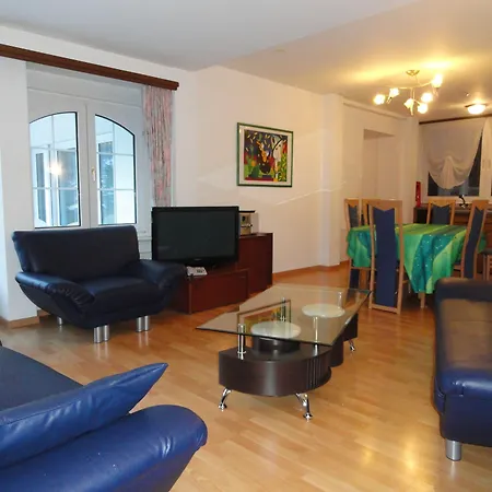 Artist Apartments & Hotel Garni-2