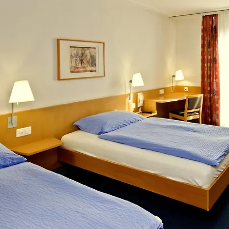 Good Night Inn-2