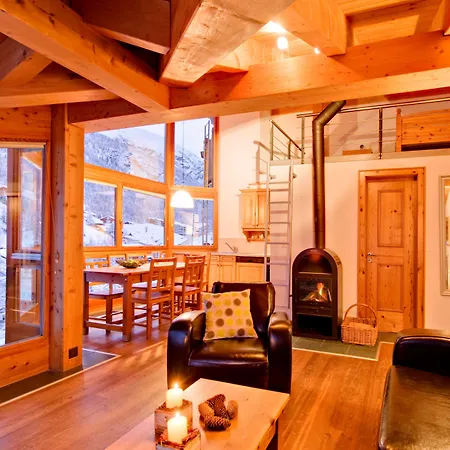 22 Summits Apartments-2
