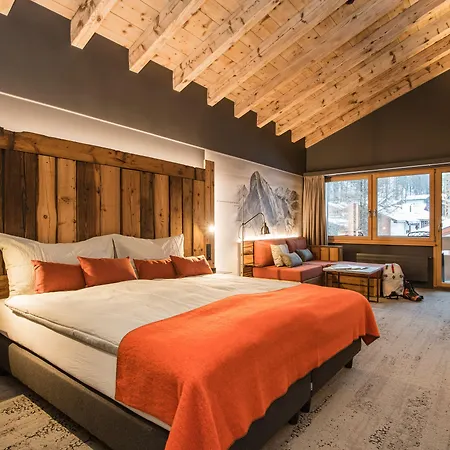 Basecamp Hotel-3