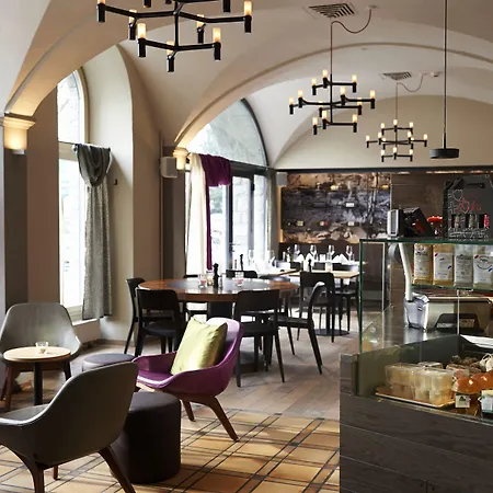Boutique Hotel By Continental Park-2