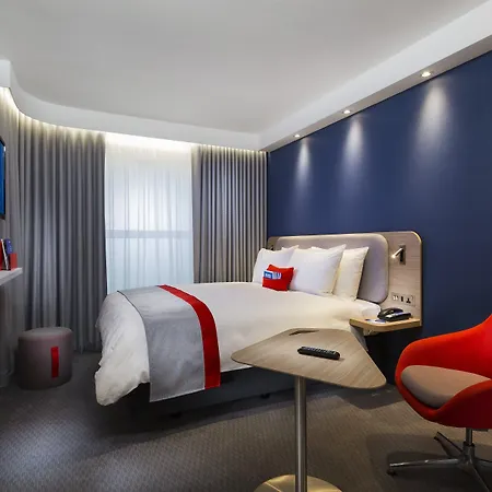 Holiday Inn Express & Suites - Basel - Allschwil By Ihg-3