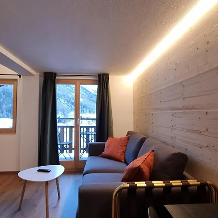 Hotel Les Amis-3