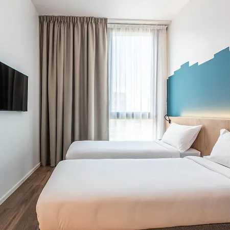 B&B Hotel Geneva Airport-3