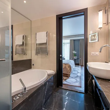 Royal Savoy Hotel & Spa-2