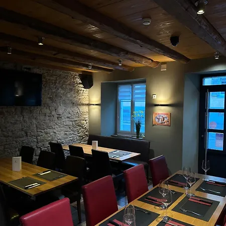 Chez Gilles Hôtel Restaurant SA-3