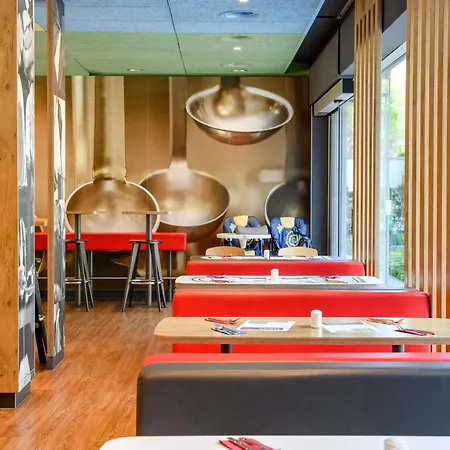 Ibis Zuerich City West-2