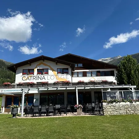 Catrina Lodge-3