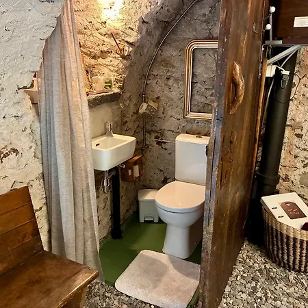 The Old Cellar No Shower!-3