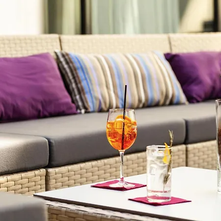 Novotel Basel City-2