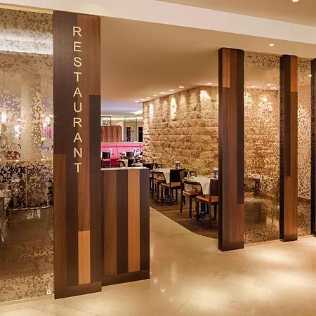 Moevenpick Hotel Geneva-3