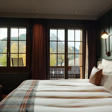 Huus Gstaad-3