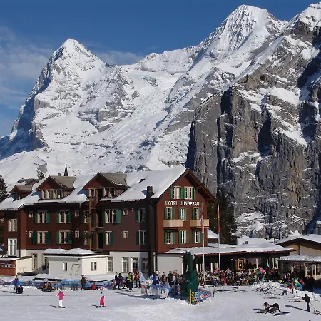 Hotel Jungfrau Muerren-3