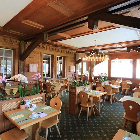 Hotel Poestli-3
