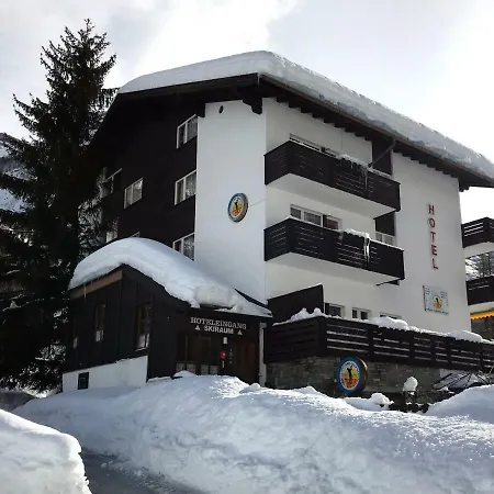 B&B Matterhorn Golf-3