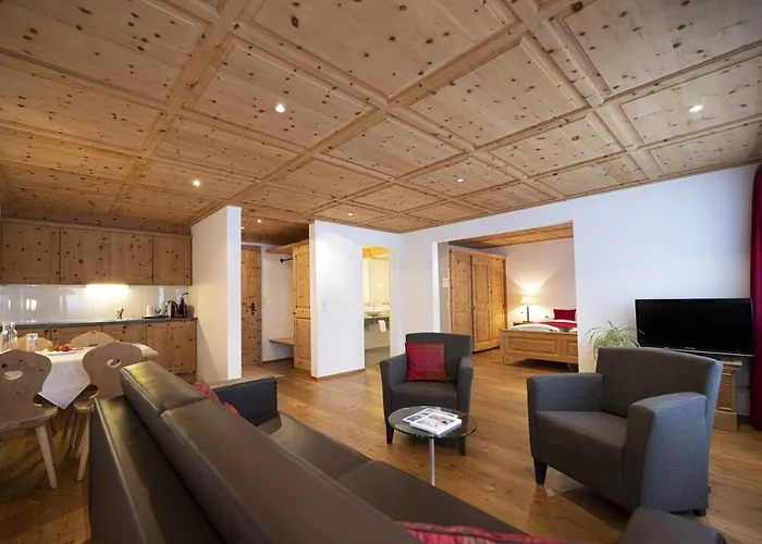 Hotel Garni Engiadina - Boutique Hotel Scuol