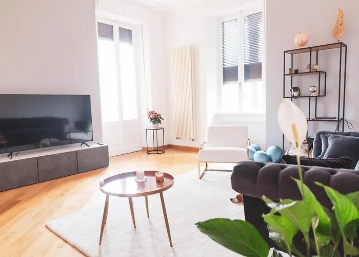 Room Gatsby- Your Space With Garden In The City Center Lugano