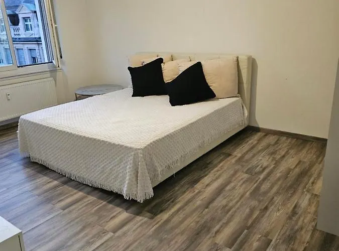 Oliveira Bed and Breakfast Basilea