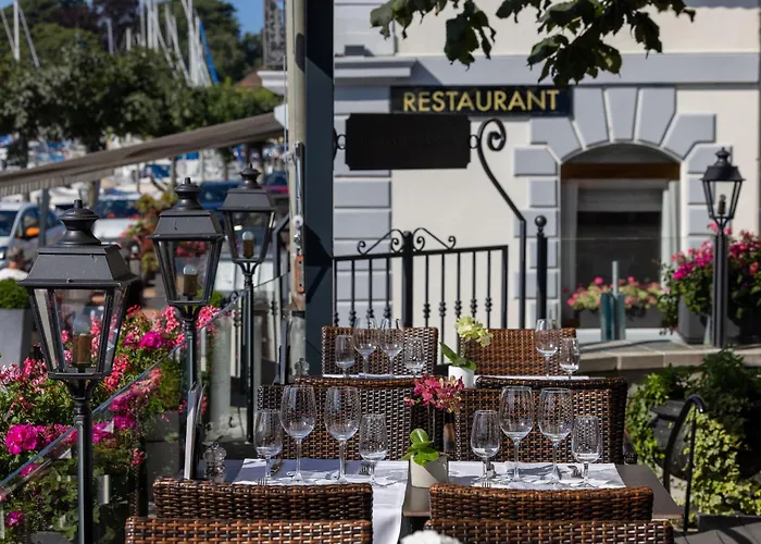Hotels in Morges