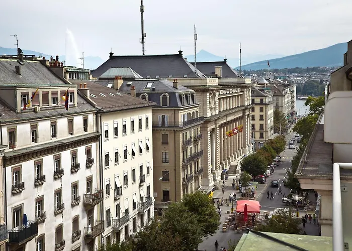 Hotéis perto de Museu de Arte Moderna e Contemporânea