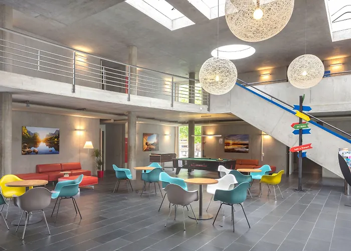 Lausanne Youth Hostel Jeunotel