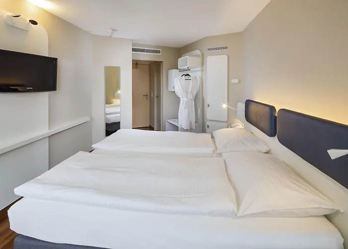 Hotels in Kloten