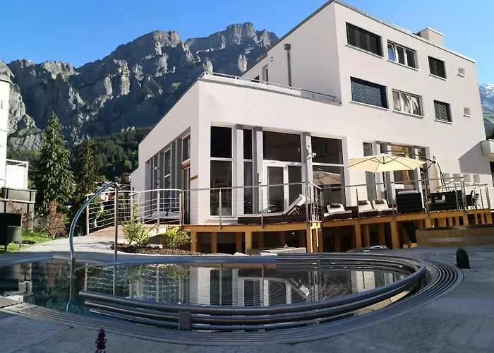 Therme 51° Hotel Physio & Spa Leukerbad - un hotel a 4 stelle 