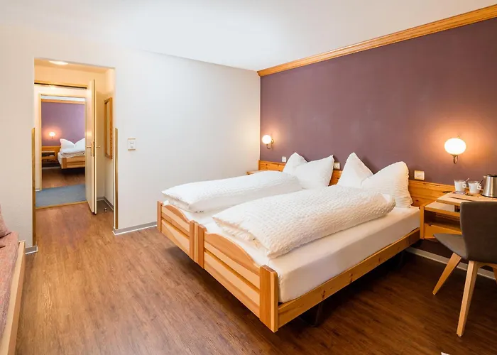 Ski-In/Ski-Out Hotel Sport Saas-Almagell